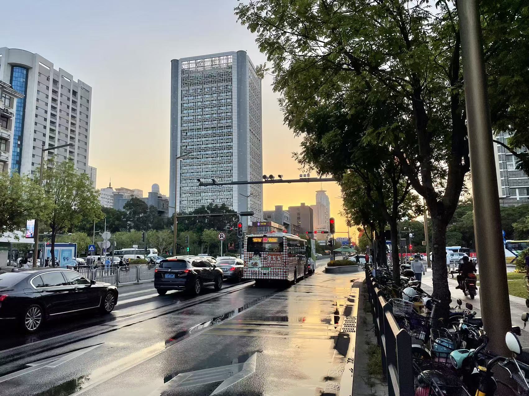 散步最爱去的地方，初中在这里住了两年